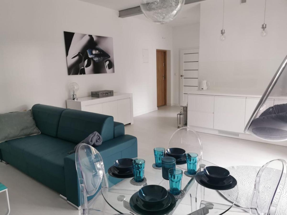 Przytulny Apartament Z Kominkiem Przy Jeziorze Борне Сулиново Екстериор снимка