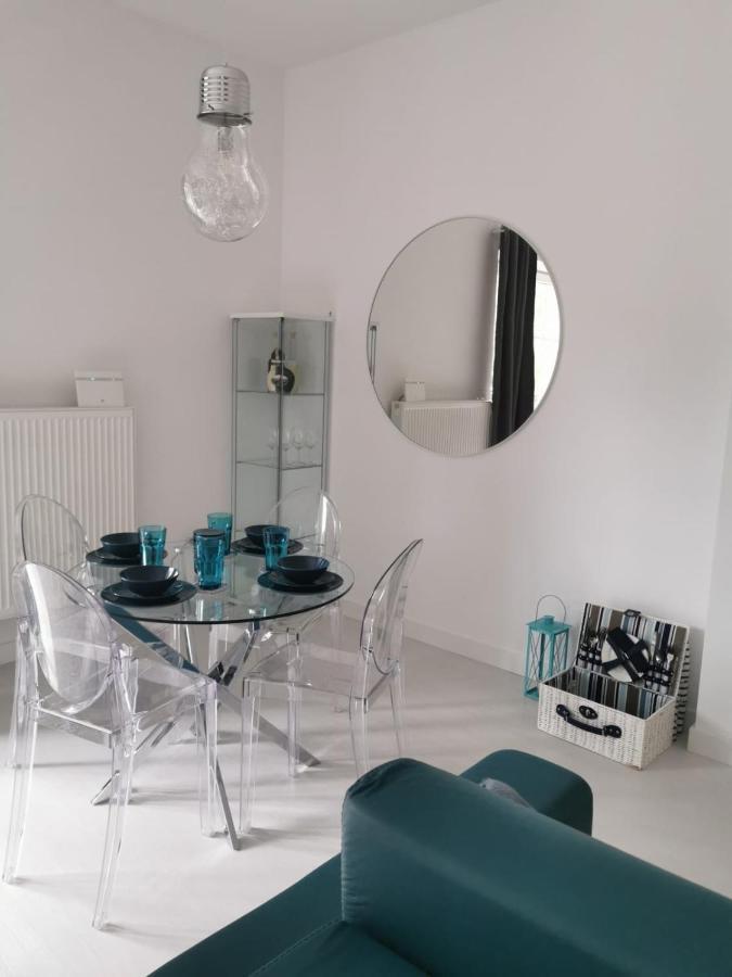 Przytulny Apartament Z Kominkiem Przy Jeziorze Борне Сулиново Екстериор снимка