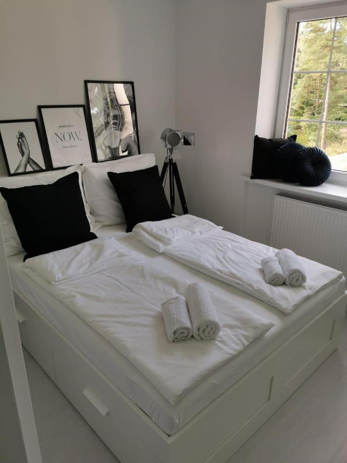 Przytulny Apartament Z Kominkiem Przy Jeziorze Борне Сулиново Екстериор снимка