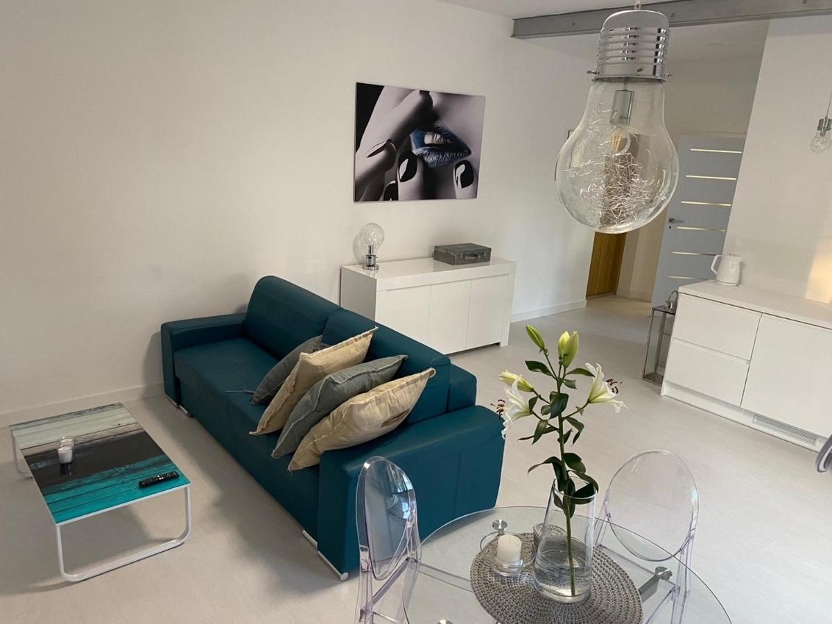 Przytulny Apartament Z Kominkiem Przy Jeziorze Борне Сулиново Екстериор снимка
